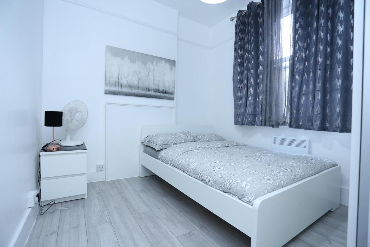 London Town Apartment- Lewisham ภายนอก รูปภาพ